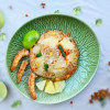 Рис по-тайськи з креветками та ананасом Інь Янь